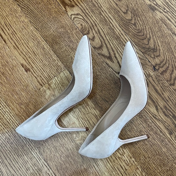 Manolo Blahnik Taupe Pumps - Picture 5 of 6